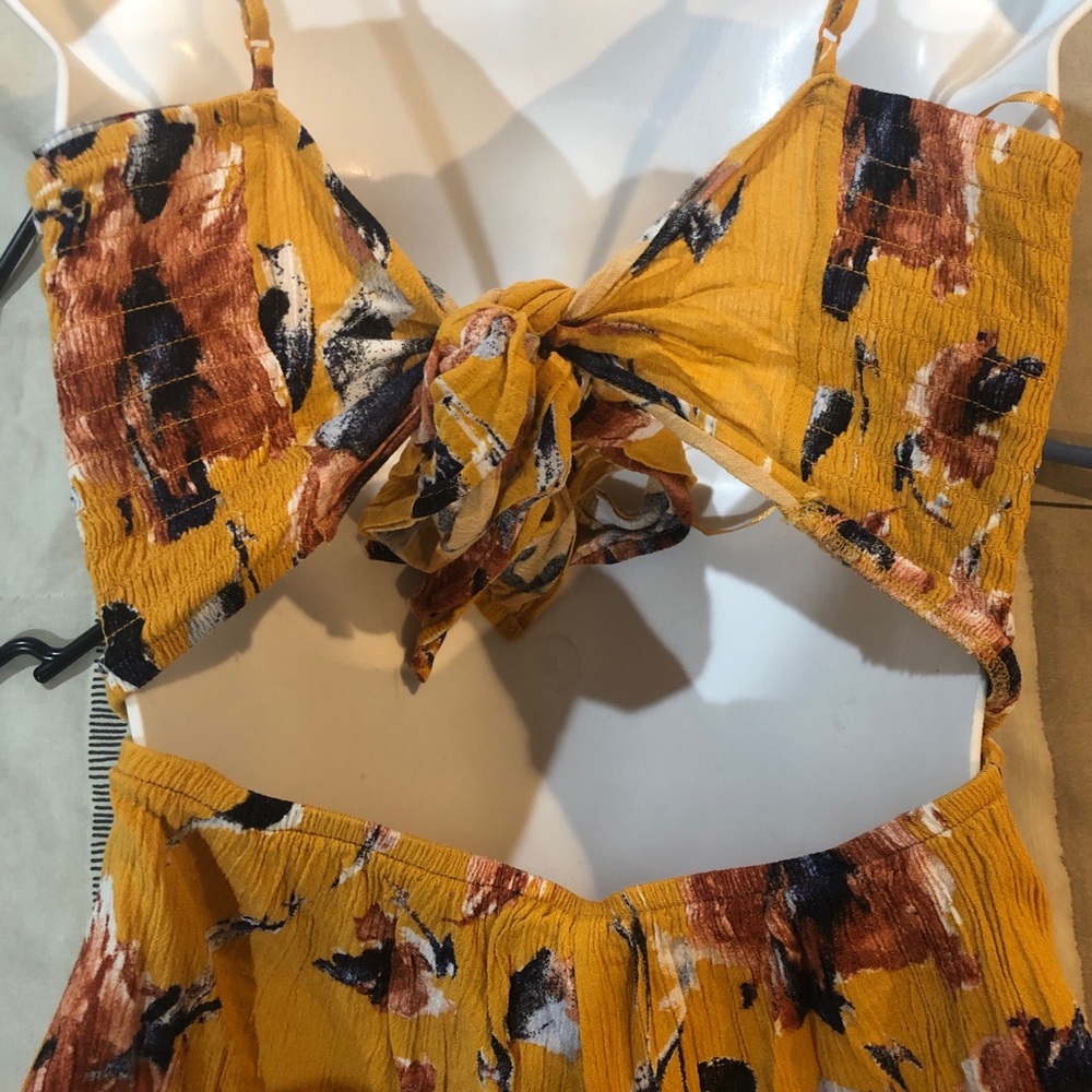 Romper - Picture 3 of 3